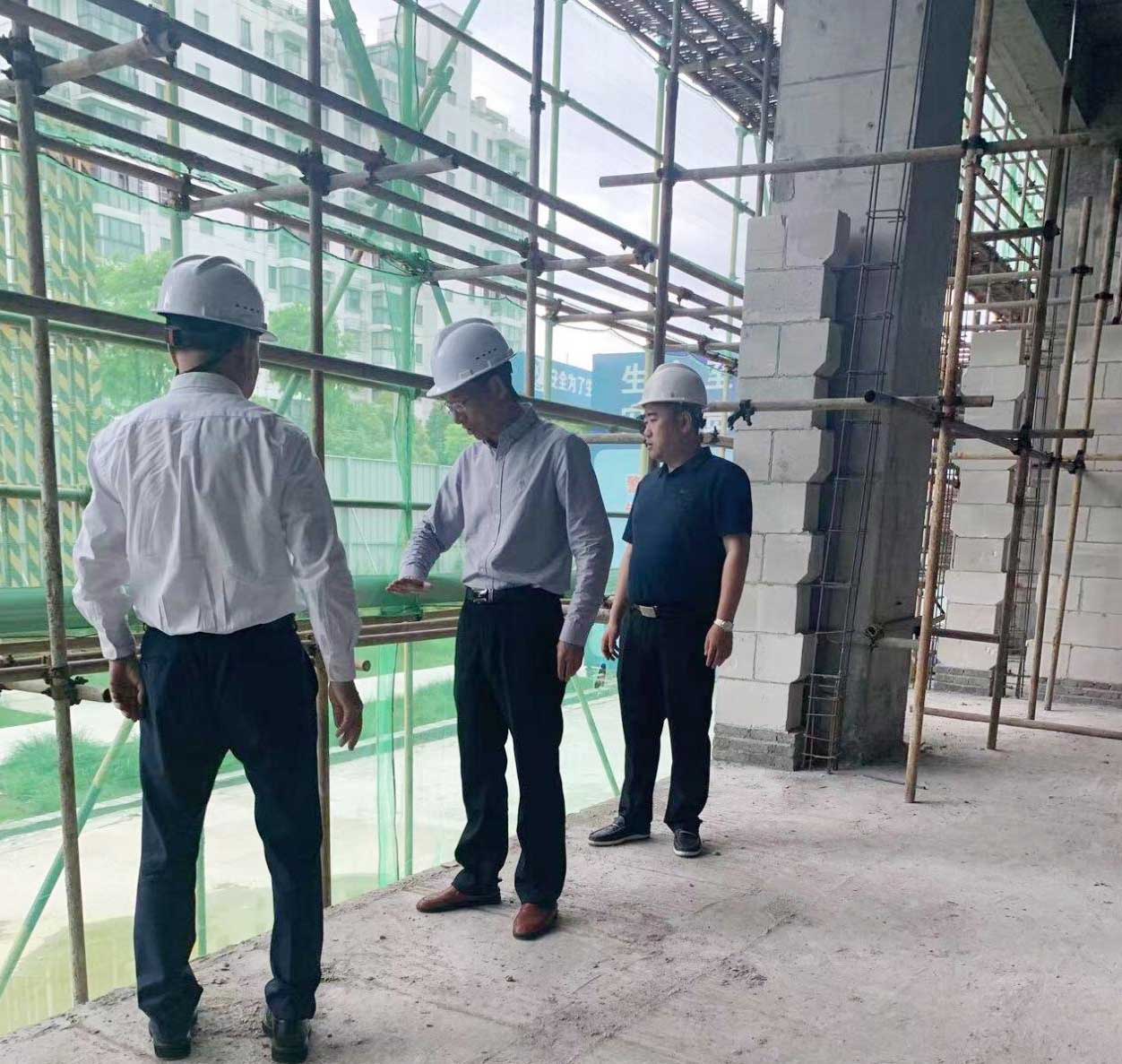 “五進”走訪 助企發(fā)展