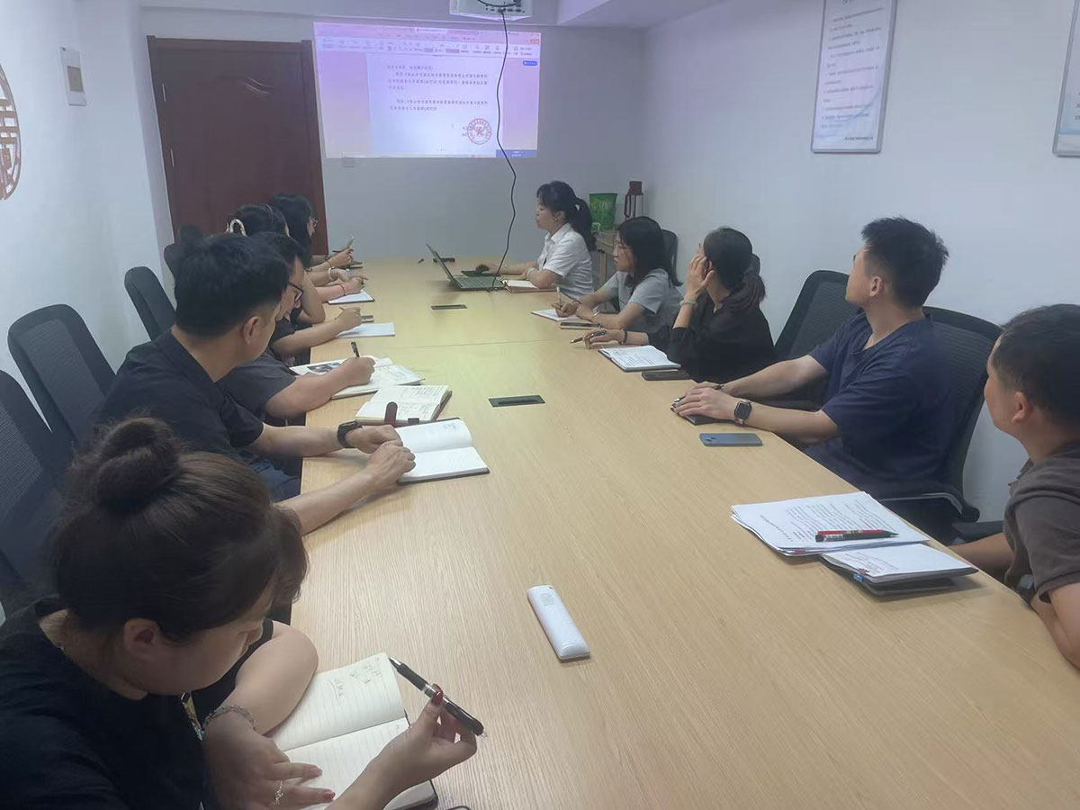 筑牢集團風險堤壩，護航公司高質(zhì)量發(fā)展