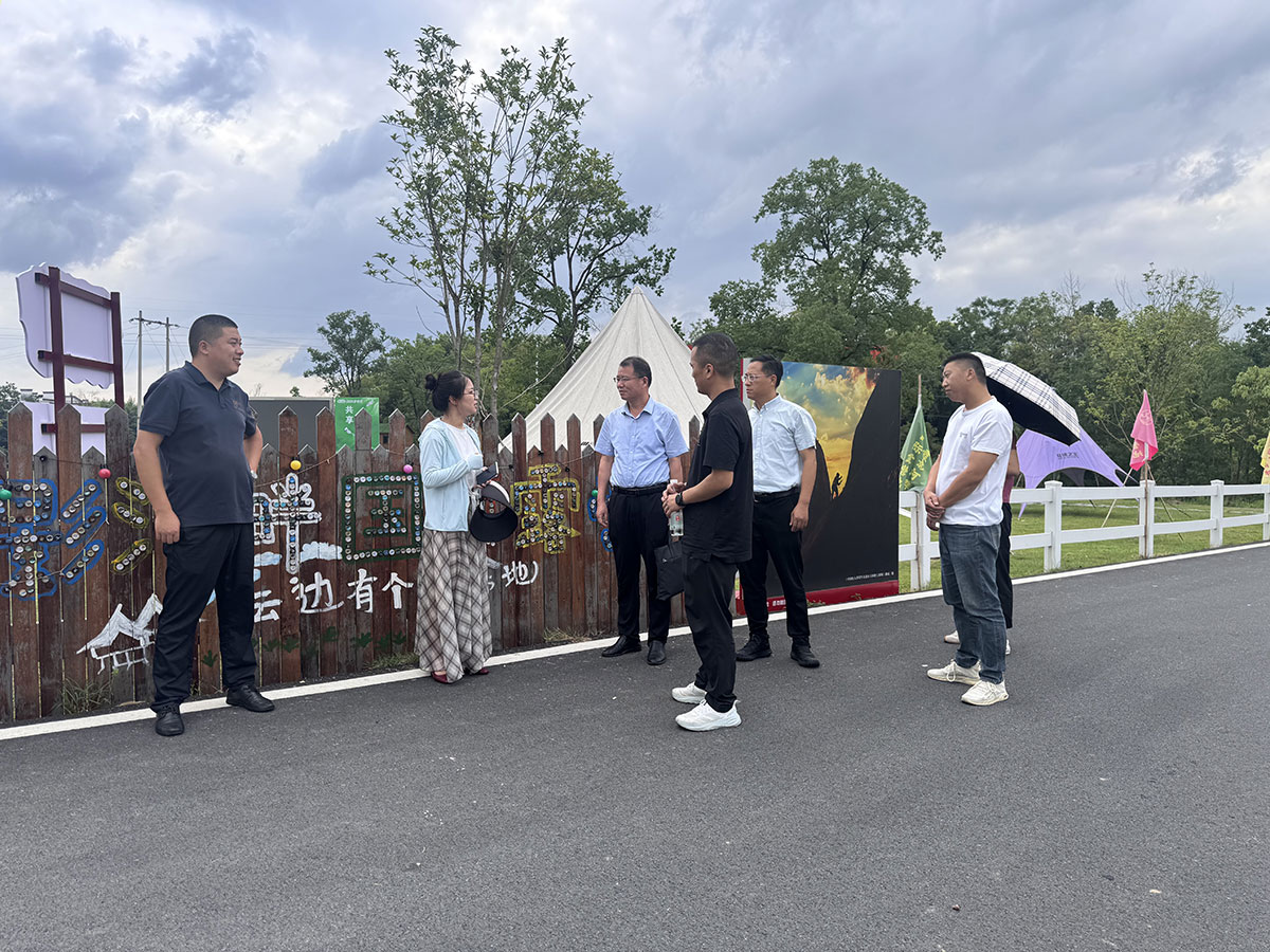 文化為魂，生態(tài)為基——傍霞村鄉(xiāng)村振興特色模式探討