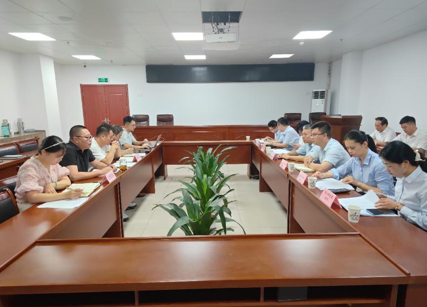 共話合作新機(jī)遇，同謀發(fā)展新篇章——區(qū)國(guó)投集團(tuán)召開(kāi)銀企座談會(huì) 推動(dòng)并購(gòu)貸款項(xiàng)目落地