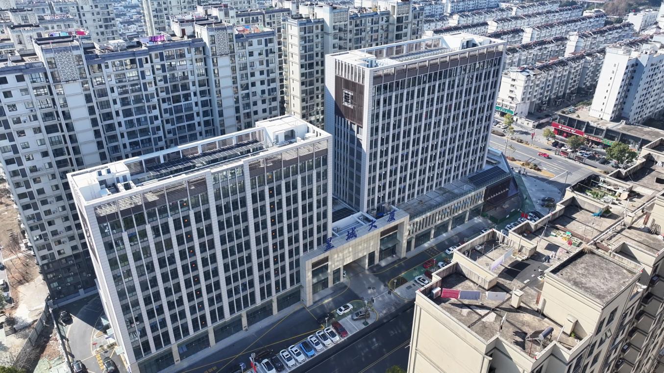 “城”意滿(mǎn)滿(mǎn)啟新局——以黨建紅激活昱城大廈運(yùn)營(yíng)新動(dòng)能